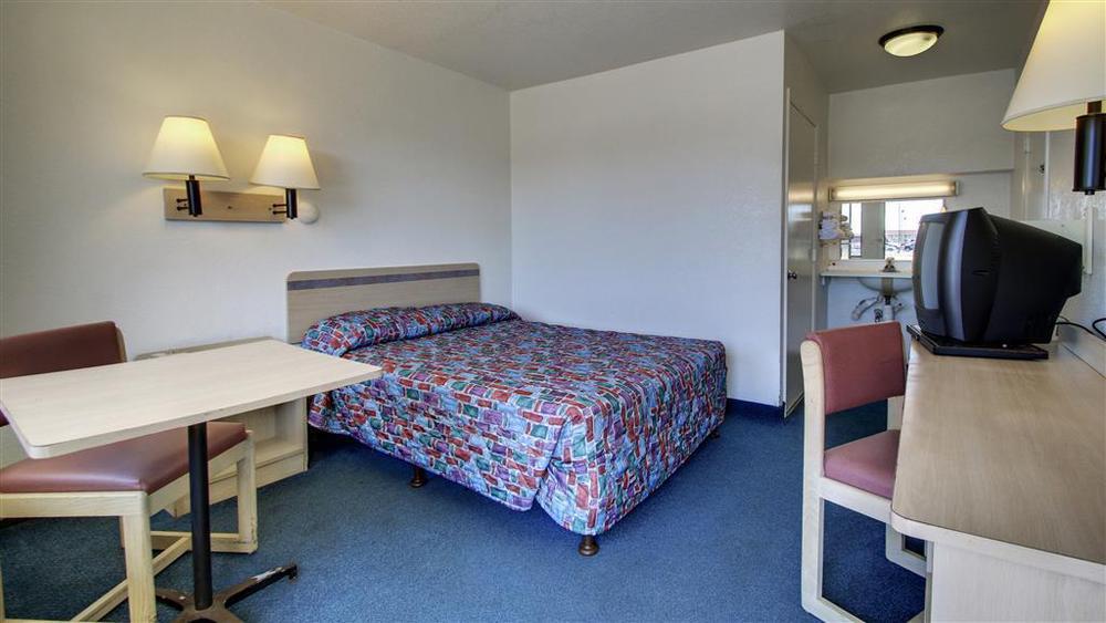 Motel 6 - Oklahoma City Airport Стая снимка
