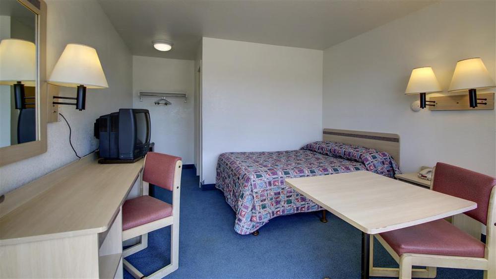 Motel 6 - Oklahoma City Airport Стая снимка