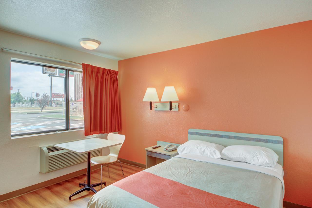 Motel 6 - Oklahoma City Airport Стая снимка